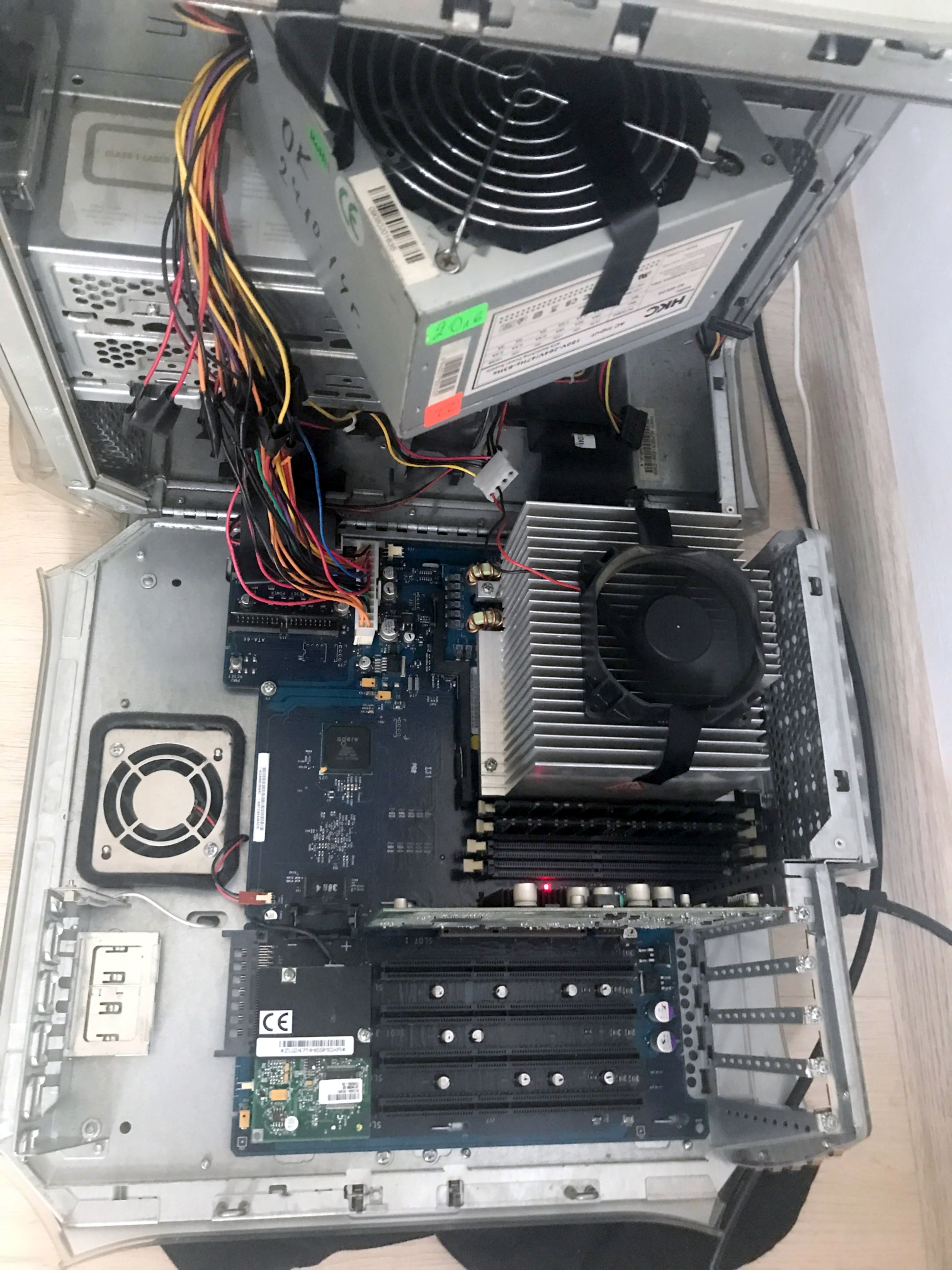 Picture of internals, showing modded PSU